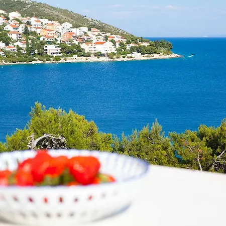 Apartments Marly Trogir Buitenkant foto