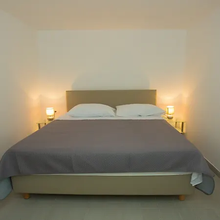 Apartments Marly Trogir Buitenkant foto