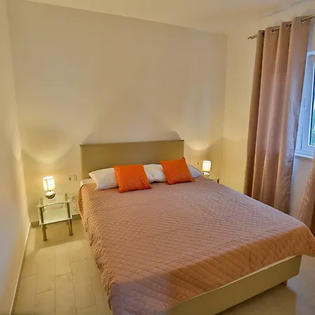 Apartments Marly Trogir Buitenkant foto